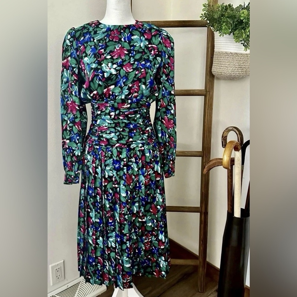 Vintage Maggy Boutique Multicolor Floral Long Sleeve Pleated Skirt Cottage Dress